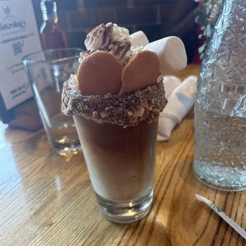 Bistrology - White mocha - Breakfast & Brunch Near Me - Miramar Beach, Florida