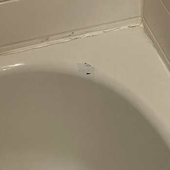 Fairfield by Marriott - Damaged bathtub patched - Hotels Near Me - Watervliet, Michigan