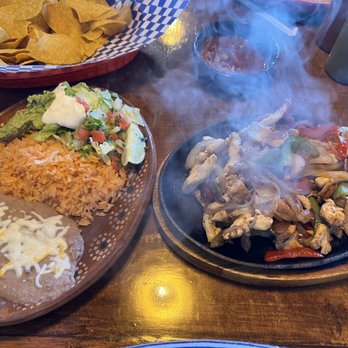 Cocina Mexicana - Mexican Near Me - Tacoma, Washington