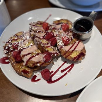 Breakfast At Tiffiny's - Raspberry Cream Cheese French Toast - Breakfast & Brunch Near Me - Portage, Michigan