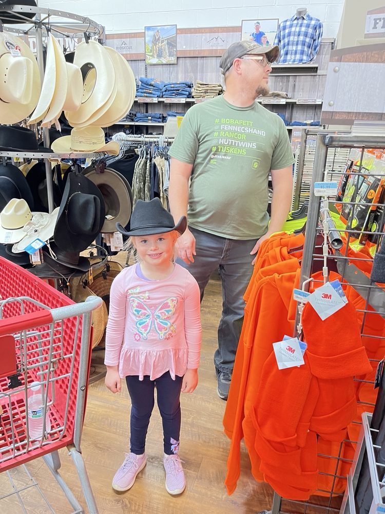 Tractor Supply Image