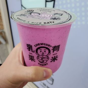 Chewgurt Yummy - Dragon fruit yogurt - Desserts Near Me - Richmond, British Columbia