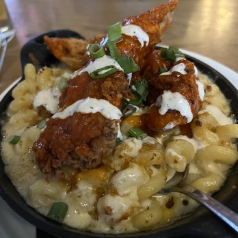 REV Kitchen & Bar - Buffalo mac and cheese - Beer Bar Near Me - Beverly, Massachusetts REV Kitchen & Bar - Buffalo mac and cheese - Beer Bar Near Me - Beverly, Massachusetts