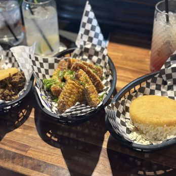 F The Bar - Delicious bites from Arepa Heads pop-up - Cocktail Bars Near Me - Las Vegas, Nevada F The Bar - Delicious bites from Arepa Heads pop-up - Cocktail Bars Near Me - Las Vegas, Nevada