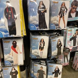 Spirit Halloween