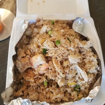 Thai Garden - Spicy combination fried rice with chicken and shrimp - Thai Near Me - Rosamond, California Thai Garden - Spicy combination fried rice with chicken and shrimp - Thai Near Me - Rosamond, California