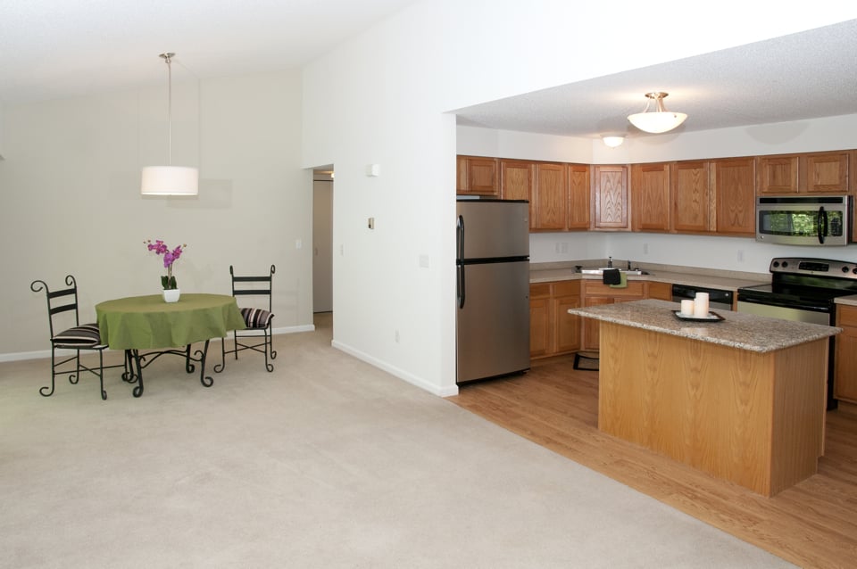 RASPBERRY WOODS TOWNHOMES 993 Woodhill Ct, Hopkins, Minnesota Apartments Phone Number Yelp