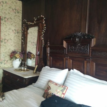 Everitt House - Emprie room#2 - Bed & Breakfast Near Me - Hackettstown, New Jersey