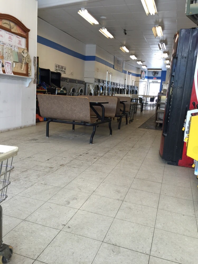 UNION LAUNDROMAT Updated August 2024 1707 Union St, Schenectady