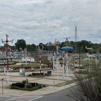 Whirlidogs - Whirligig park 1 block away - Ice Cream & Frozen Yogurt Near Me - Wilson, North Carolina