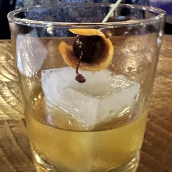 South Perry Lantern - Perry Old Fashioned - Beer Bar Near Me - Spokane, Washington