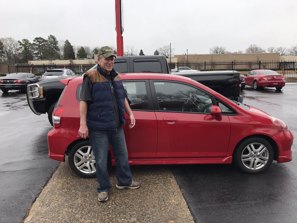 CAR CONNECTION Updated August 2024 5404 S University Ave, Little Rock, Arkansas Car