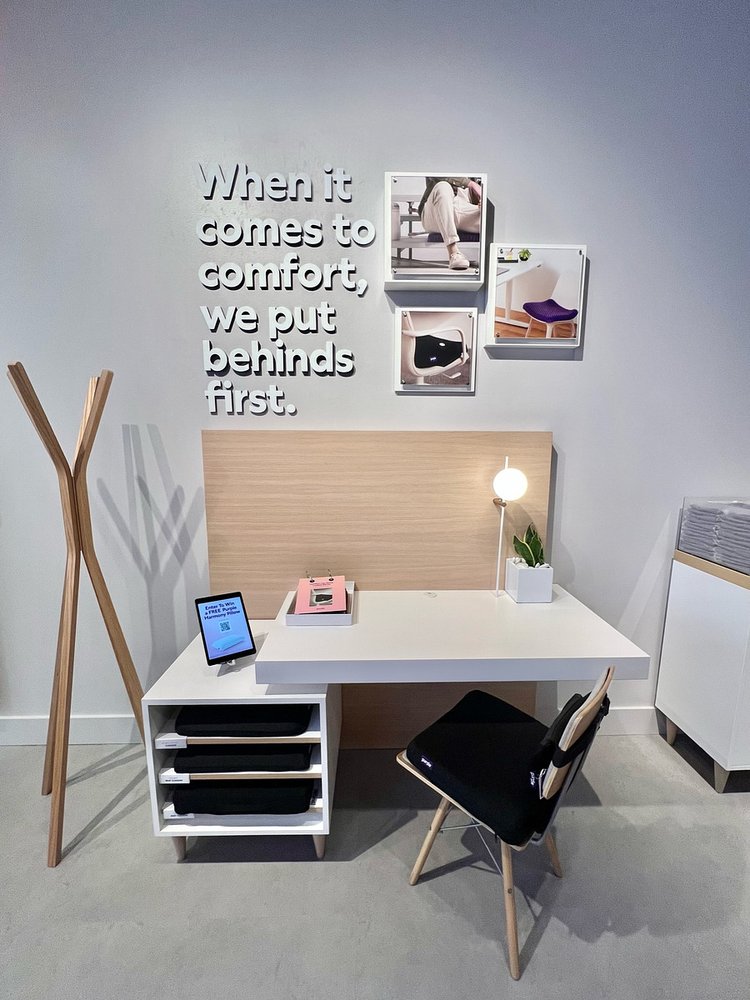 PURPLE MATTRESS SHOWROOM 12 Photos & 10 Reviews 11800 Domain Blvd, Austin, Texas