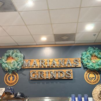 Marianas Grinds - Hawaiian Near Me - Jacksonville, Florida Marianas Grinds - Hawaiian Near Me - Jacksonville, Florida