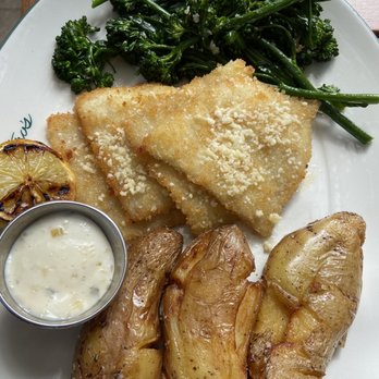 Pietro's - Calamari steak - Italian Near Me - Lodi, California Pietro's - Calamari steak - Italian Near Me - Lodi, California