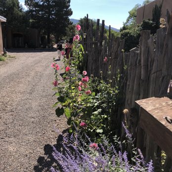 Canyon Road - Art Galleries Near Me - Santa Fe, New Mexico