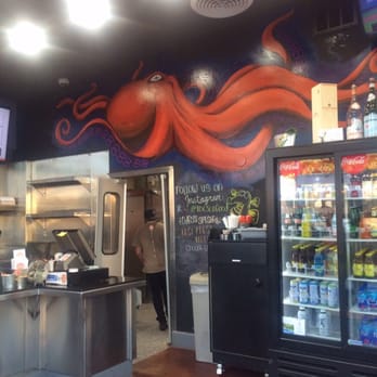 Roe Seafood - Inside - Seafood Near Me - Long Beach, California Roe Seafood - Inside - Seafood Near Me - Long Beach, California