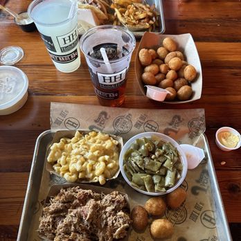 Holt Bros BBQ - 2 Pulle 2 Brisket Tacos Bottled Water Hush Puppies Mac and Cheese - Barbeque Near Me - Florence, South Carolina