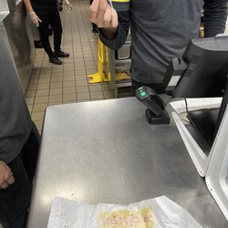 Carl's Jr