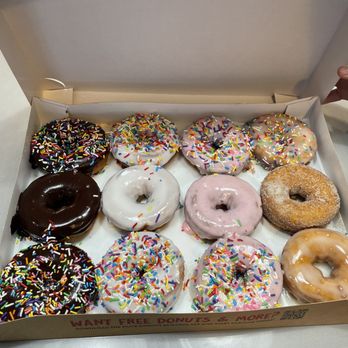 Duck Donuts - Party Box - Coffee & Tea Near Me - San Antonio, Texas