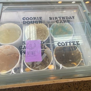 Twistee Treat LBV - Hard ice cream to scoop - Ice Cream & Frozen Yogurt Near Me - Orlando, Florida