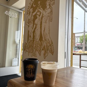 Holey Grail Donuts - Iced Hawaii Vanilla Latte, Hot Island Chocolate Latte - Donuts Near Me - Long Beach, California Holey Grail Donuts - Iced Hawaii Vanilla Latte, Hot Island Chocolate Latte - Donuts Near Me - Long Beach, California