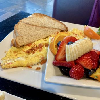 Keke's Breakfast Cafe - Omelet - Breakfast & Brunch Near Me - Orlando, Florida Keke's Breakfast Cafe - Omelet - Breakfast & Brunch Near Me - Orlando, Florida