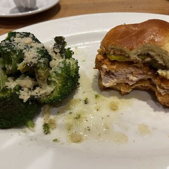 Doc B's Restaurant + Bar - The Number Six - New American Near Me - Chicago, Illinois