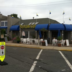 Riverside Cafe