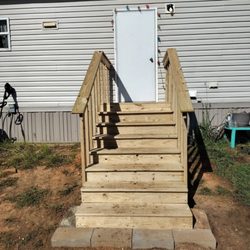 Outlaw Handyman Services - Front view of the steps.