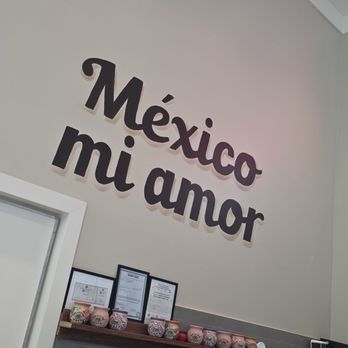 Con Azucar Cafe - Cafes Near Me - Chicago, Illinois Con Azucar Cafe - Cafes Near Me - Chicago, Illinois