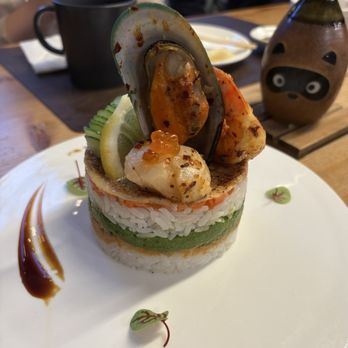 Kun's Omakase Bar - Aburi chirashi tart-$26 - Japanese Near Me - Richmond, British Columbia