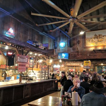 Hard Eight BBQ - Barbeque Near Me - Roanoke, Texas