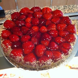 Haberstroh - Café Conditorei Confiserie - Erdbeertorte bei Haberstroh