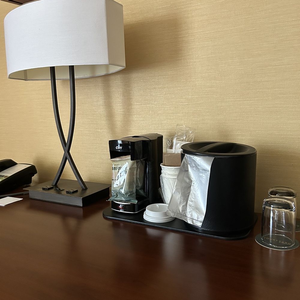 Courtyard by Marriott Fort Collins - Coffee maker for $500 a night - Hotels Near Me - Fort Collins, Colorado Courtyard by Marriott Fort Collins - Coffee maker for $500 a night - Hotels Near Me - Fort Collins, Colorado