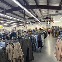 Discount Shoes of Asheville - Huge selection in A very neat order