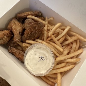 Bubbaloo Cafe - wings and fries - wings were louisiana rubbed. not bad! - Sandwiches Near Me - Richmond, California