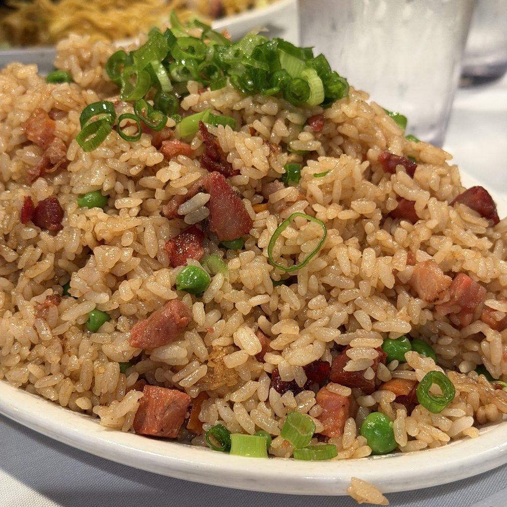 Side Street Inn - Signature fried rice - Hawaiian Near Me - Honolulu, Hawaii Side Street Inn - Signature fried rice - Hawaiian Near Me - Honolulu, Hawaii