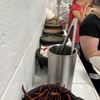 Los Tacos No. 1 - Salsa and toppings! - Tacos Near Me - New York, New York