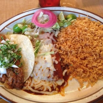 El Rodeo Cafe - Shredded beef taco and cheese enchilada - Mexican Near Me - Palm Desert, California