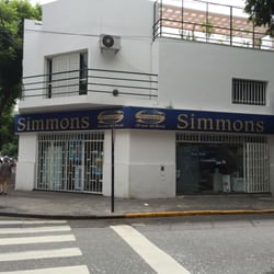 Simmons - Urquiza y Balcarce - Frente
