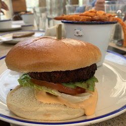 Sargeant's Mess at the Tower of London - Beet Burger and sweet potato fries