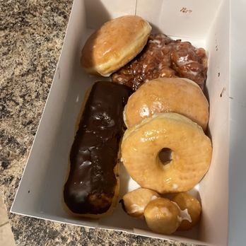 Endonuts - Chocolate long John filled with strawberry and custard Glazed donuts, apple fritter, lemon filled All slappin'! - Donuts Near Me - North Augusta, South Carolina Endonuts - Chocolate long John filled with strawberry and custard Glazed donuts, apple fritter, lemon filled All slappin'! - Donuts Near Me - North Augusta, South Carolina