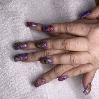 Custom Nail Spa - Nail Salons Near Me - Lancaster, California