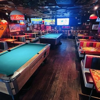 Barney's Beanery - Interior seating booths with two of three pool tables - Breakfast & Brunch Near Me - West Hollywood, California Barney's Beanery - Interior seating booths with two of three pool tables - Breakfast & Brunch Near Me - West Hollywood, California