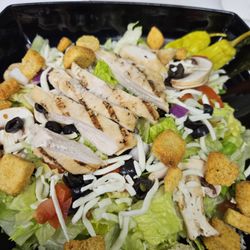 Silver Bullet Bar - Chicken Caesar Salad