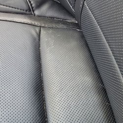 Greenhill Car Wash - The seats were not even vacuumed off