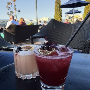 Sky & Vine Rooftop Bar - New American Near Me - Napa, California