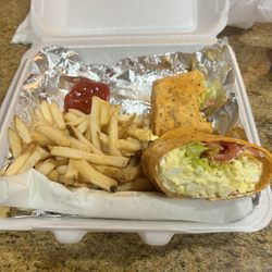 Sapelo Hammock Golf Club - Egg Salad Wrap w French fries