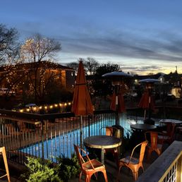 Campfire Hotel - Hotels Near Me - Bend, Oregon